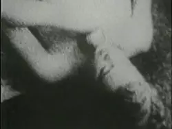 Die Schlampe hat sexy dicke Titten